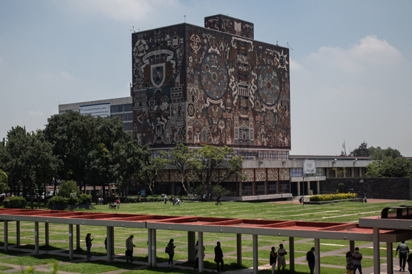 UNAM