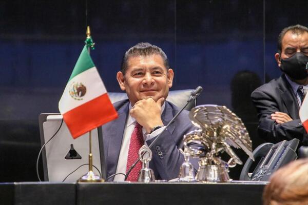 Alejandro Armenta deja esta semana el Senado para preparar campaña a la gubernatura de Puebla