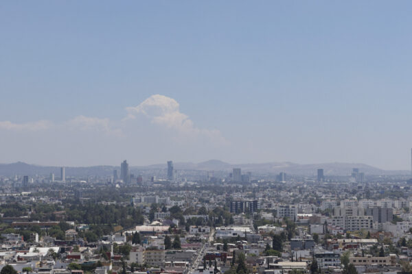 Calidad del aire continúa siendo regular en Puebla, Atlixco y Tehuacán por caída de ceniza