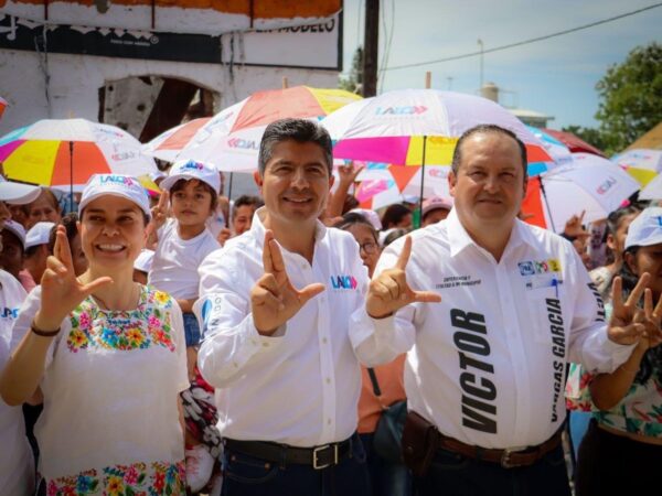 Eduardo Rivera proyecta construcción de 1,000 kilómetros nuevos de carreteras y caminos