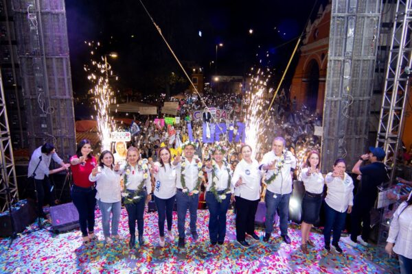 Un total de 159 mil personas asistieron a cierres de campaña de Eduardo Rivera