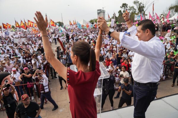 Sheinbaum y Armenta presumen reunión con 60 mil simpatizantes en cierre de campaña en Puebla