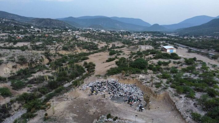 Vecinos de Zapotitlán Salinas denuncian basurero a cielo abierto en la Reserva de la Biósfera