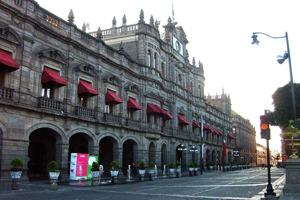 Ayuntamiento de Puebla anuncia cambios en gabinete municipal