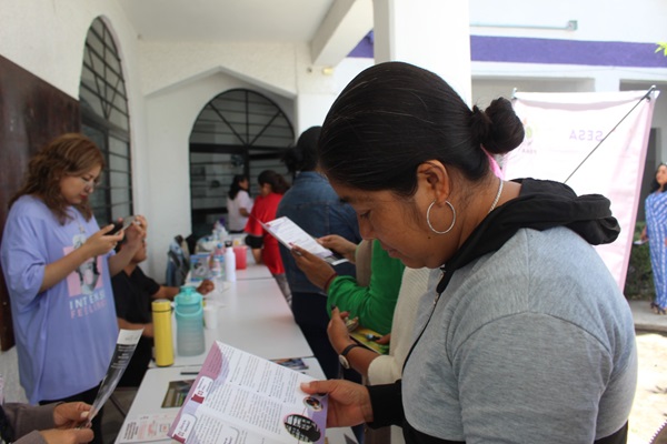 Caravana de Salud ofrece pláticas de pervención al Instituto Tlaxcalteca para la Educación de los Adultos