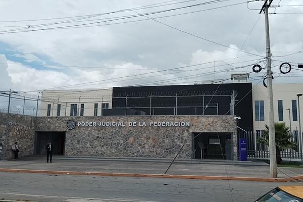 Postergan hasta julio audiencia de periodistas torturadas en Izúcar de Matamoros