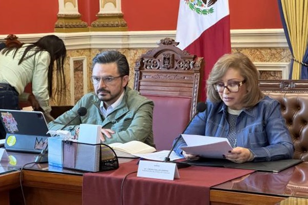 Zoé Robledo y gobernadora de Tlaxcala supervisan avances de IMSS-Bienestar
