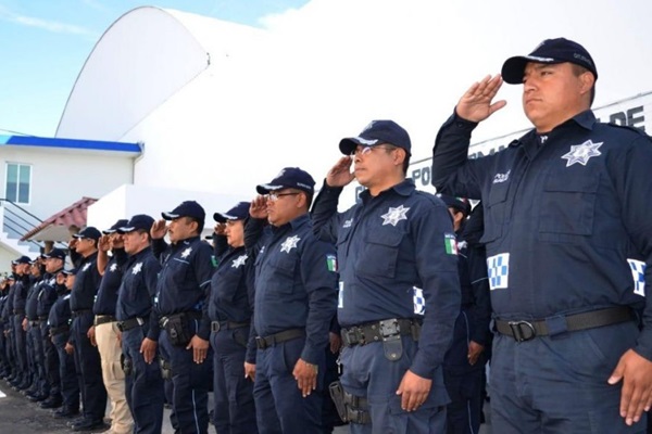 Confianza hacía policías estatal y municipal mejora en la ciudad de Puebla y decae en Tlaxcala