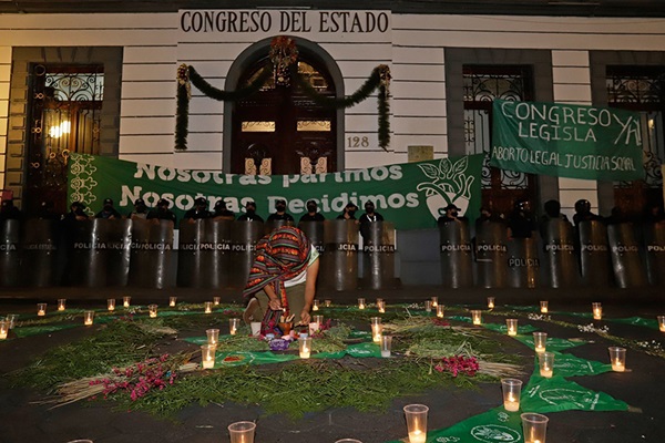 Grupo Plural del Congreso de Puebla va por la despenalización del aborto