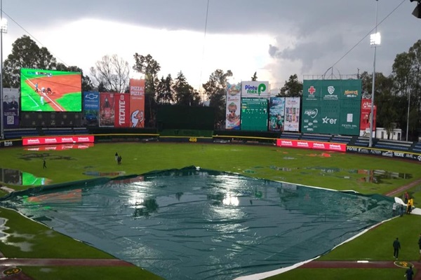 Por lluvia, suspenden partido de Pericos del Puebla contra Querétaro; se reiniciará el jueves