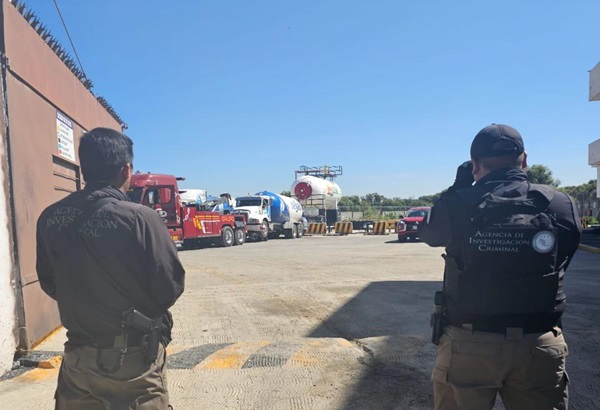 Realizan orden de cateo en bodega en Zacatelco, Tlaxcala, por reporte de robo de hidrocarburo