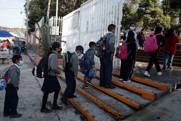 Suspenden clases en 1,677 escuelas de Puebla debido a lluvias causada por la tormenta tropical “Chris”