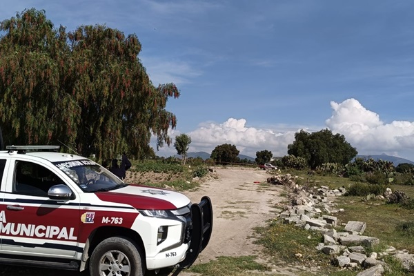 Encuentran cadáver calcinándose en camino de terracería de Acatzingo