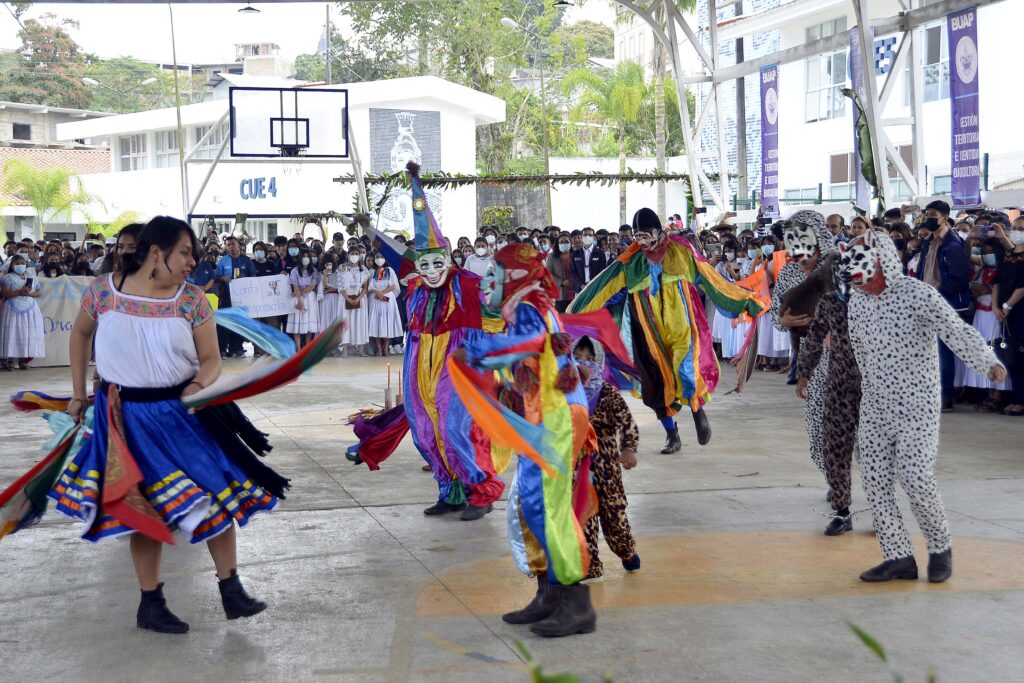 BUAP | A través del Programa Pueblos Originarios y Lenguas Vivas se reivindica el valor de las lenguas indígenas