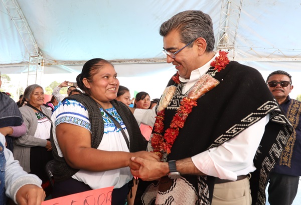 Gobierno de Puebla inaugura obras de alto impacto social en Atempan