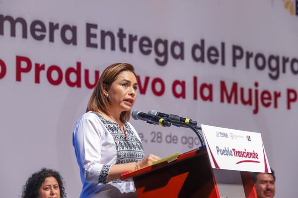 Realiza SEDIF primera entrega del Programa “Apoyo Productivo a la Mujer Poblana”