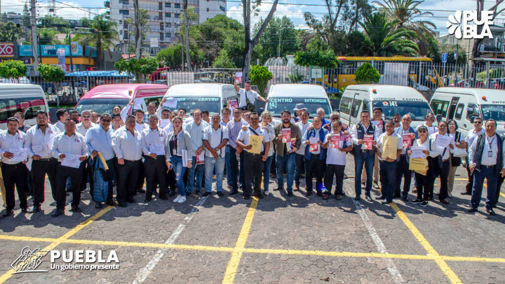 Profesionaliza SMT más de 400 operadores del transporte público