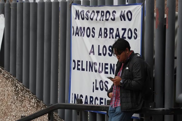 Trabajadore del Poder Judicial de Tlaxcala se suman a la protesta y advierten del peligro de la reforma de AMLO