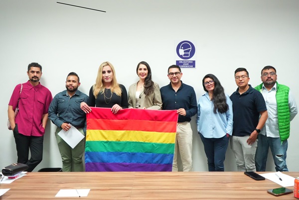 Encabeza diputada Aurora Villeda Temoltzin reunión con colectivos LGBTTTI+ y activistas