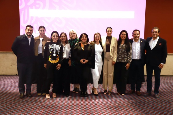 Puebla presenta propuestas a próxima titular de Sectur federal, Josefina Rodríguez Zamora