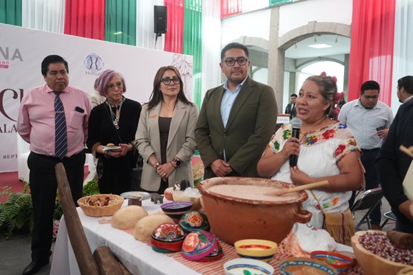 Reconoce Diputada Reyna Flor Báez a promotores del cacao en Tlaxcala