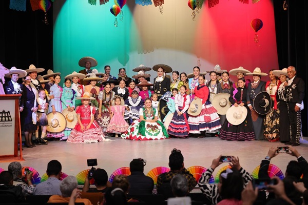 Tlaxcala celebra la riqueza de la cultura charra en la Cuarta Muestra de Vestidos de Charrería y China Poblana