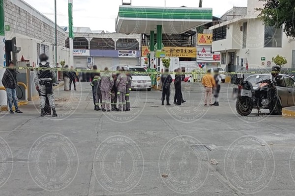 Agreden a balazos a dos hombres en gasolinera de Apetatitlán, Tlaxcala; uno murió y el otro fue hospitalizado