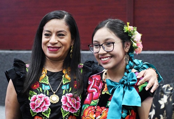 ITESM Puebla | Estudiante impulsa la creación del Día Estatal de la Bordadora y Tejedora en Oaxaca