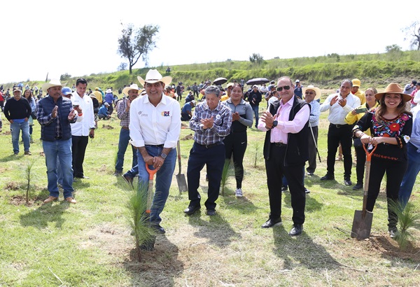 Gobierno de Puebla logra meta de reforestación en Santa Rita tlahuapan