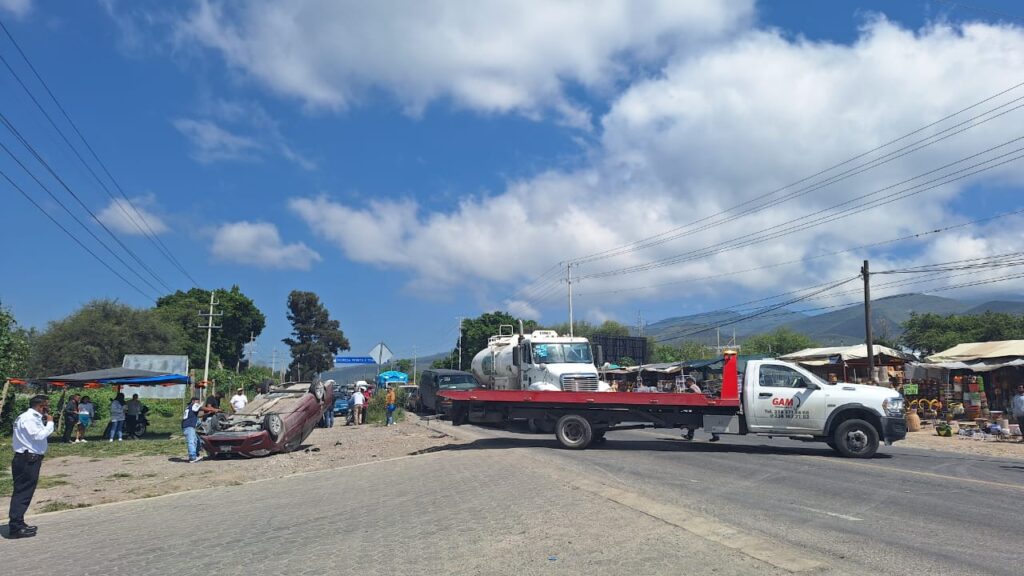 Conductor alcoholizado atropella a madre e hija durante la Carrera Panamericana en Tehuacán