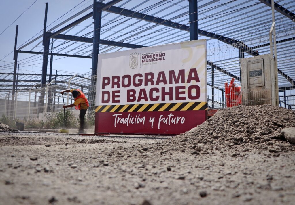 Omar Muñoz supervisa programa "BacheAndo" en Cuaultancingo