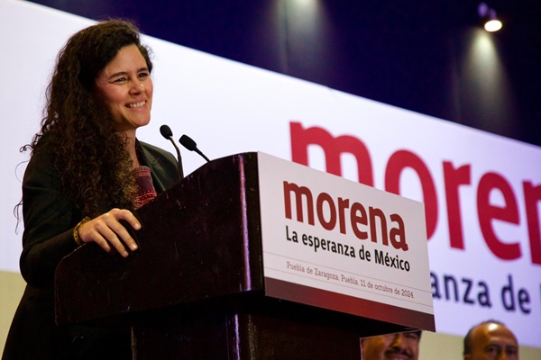 Luisa María Alcalde en Puebla: la lideresa de Morena anuncia la renovación del partido