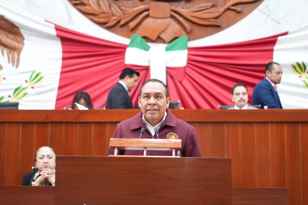 Presenta diputado Miguel Ángel Caballero Yonca Iniciativa para expedir Ley del Servicio Profesional de Carrera Policial en Tlaxcala