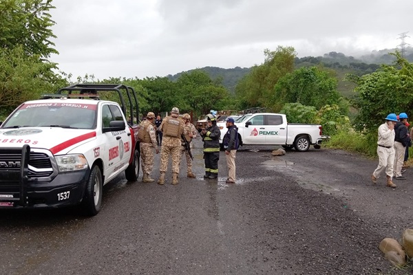 Ruptura de ducto de Pemex en la Sierra Norte de Puebla provoca derrame de combustible en el río San Marcos