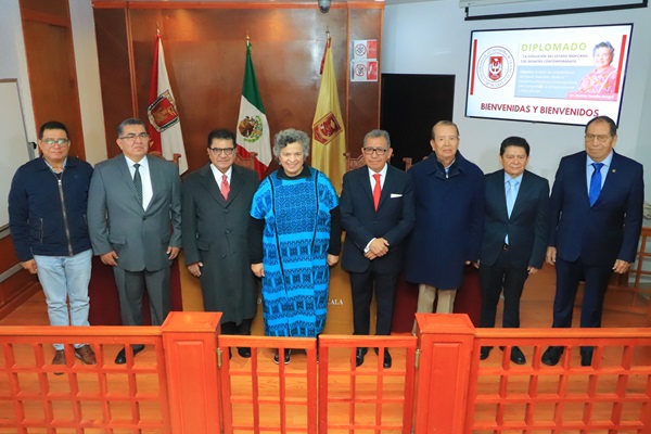 UATx | Rector da la bienvenida a Beatriz Paredes como catedrática universitaria