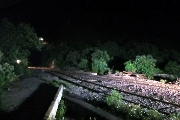 Liberan paso del tren en Chapulco, Puebla tras 18 días de bloqueo y pérdidas económicas millonarias