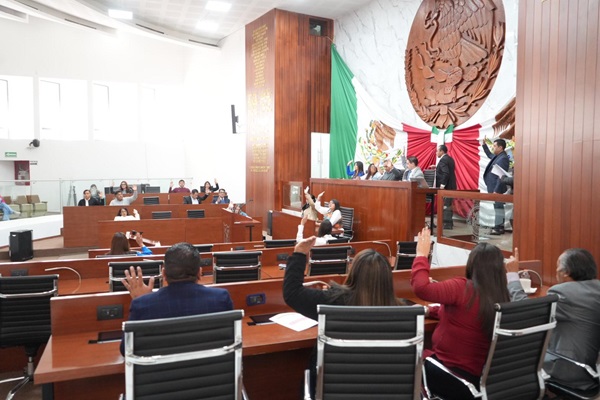 Avala Congreso de Tlaxcala cuentas públicas de municipios