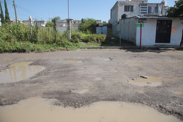 Ayuntamiento de Puebla anuncia licitaciones en proceso para labores de bacheo