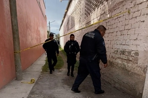 Hallan cuerpo sin vida cerca de la presidencia de San Nicolás Tetitzintla, Tehuacán