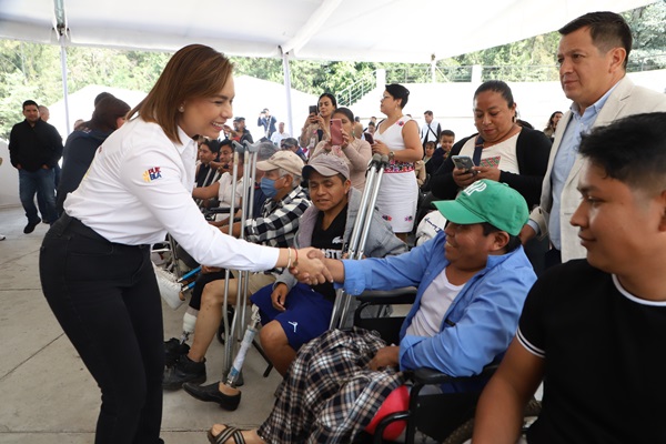 Mejora SEDIF calidad de vida de 29 personas con entrega de prótesis