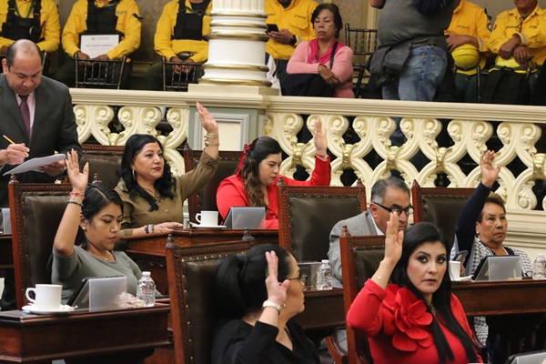 Proponen en Congreso de Puebla reconocer el derecho de iniciativa del Gobernador electo