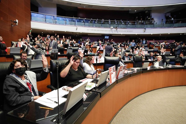 Senado de la república aprueba con 86 votos a favor y 42 en contra la extinción de organismos autónomos