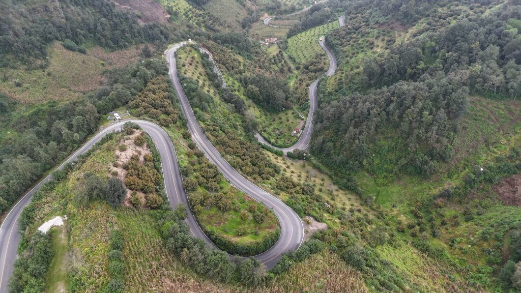 Sergio Salomón inaugura rehabilitación del tramo carretero en Chichiquila