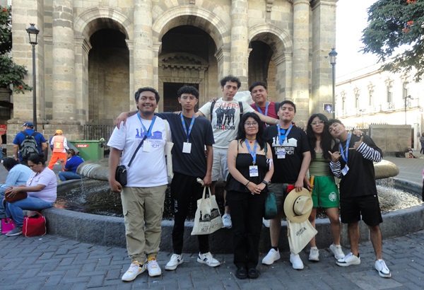 UATx | Destacan estudiantes en XLVI Encuentro Nacional de Estudiantes de Historia