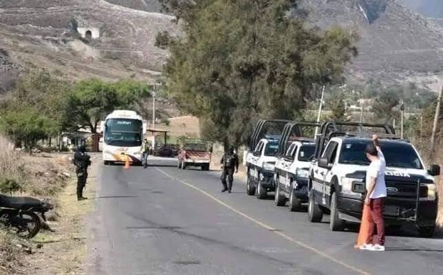 Legionarios de Cristo sufren asalto en la carretera Ciudad Mendoza-Tehuacán, en las cumbres de Acultzingo