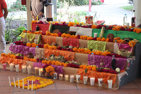 muertos-ofrenda