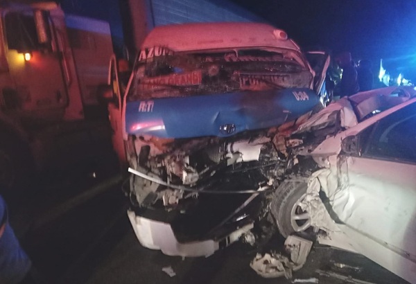 Accidente múltiple en carretera Tehuacán-Orizaba deja 9 heridos y causa cierre total de la vialidad