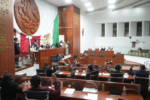 Avala Congreso de Tlaxcala reformas, adiciones y derogaciones a la Carta Magna en materia de simplificación orgánica