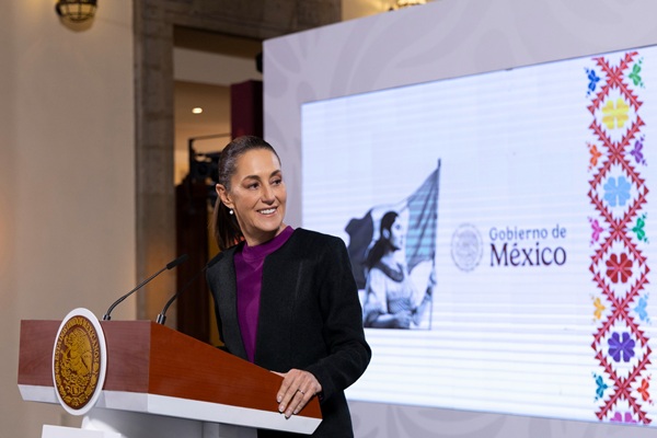 Claudia Sheinbaum celebra aprobación del Presupuesto de Egresos 2025; garantiza programas del bienestar, salud y educación