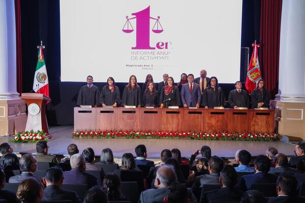 Anel Bañuelos Meneses rinde su primer informe como presidenta del TSJ de Tlaxcala